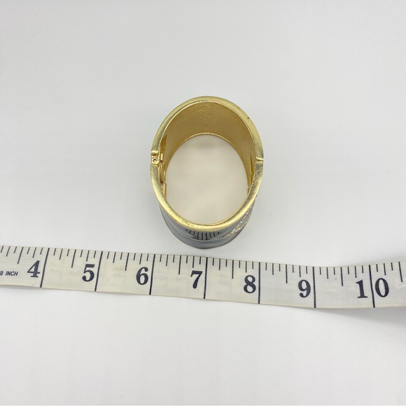 Black Enamel and Gold Tone Clamper Bangle Bracelet Vintage Art Deco - Picture 8 of 9